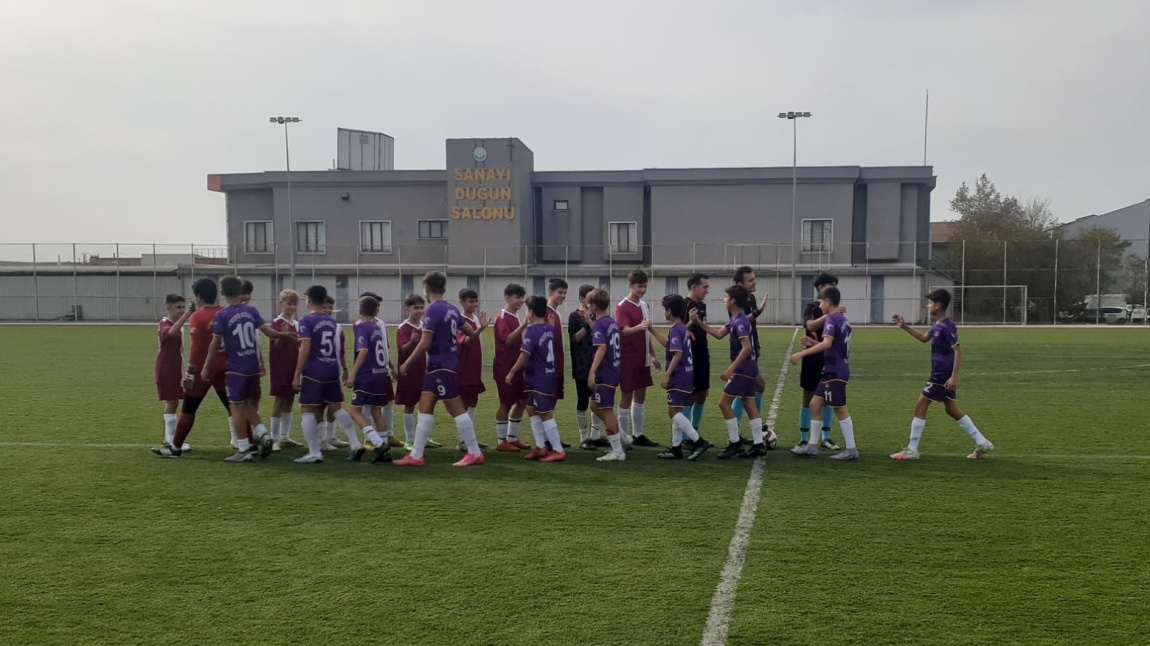 Futbol Takımımız Korgeneral Ortaokulu'nu 2-0 Yenerek Galibiyetlerine Devam Ediyor..